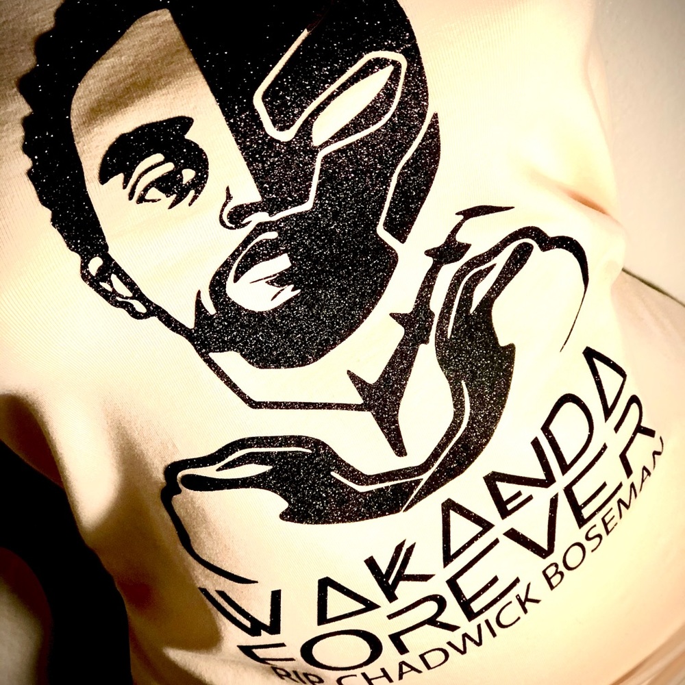 WAKANDA FOREVER Woman’s Tank